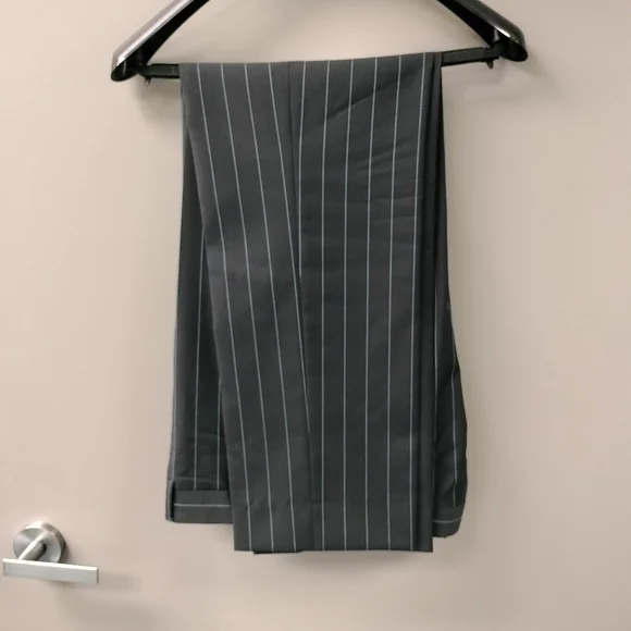 Etro Milano Suit - Picture 9 of 13